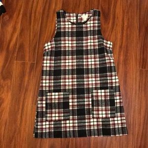 Preppy dress with front pockets